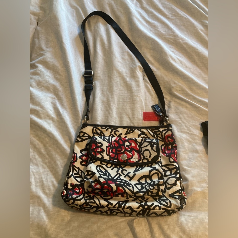 Coach graffiti poppy bag